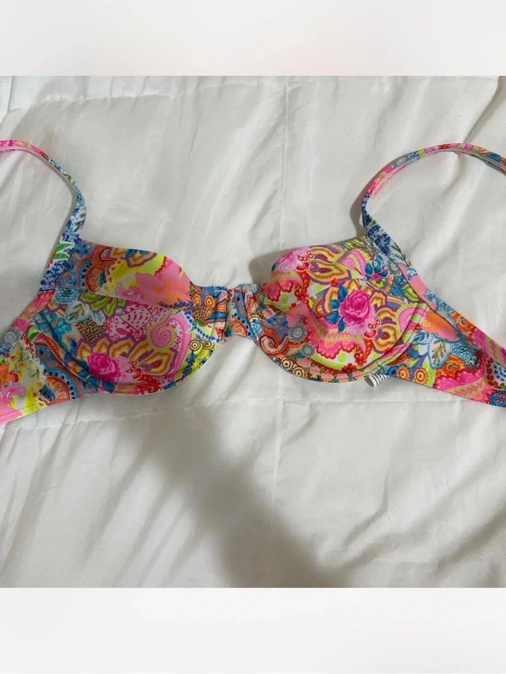 Kulani Kinis Dreamscape Bikini Top 🌺🌈  Multicolor Floral Paisley